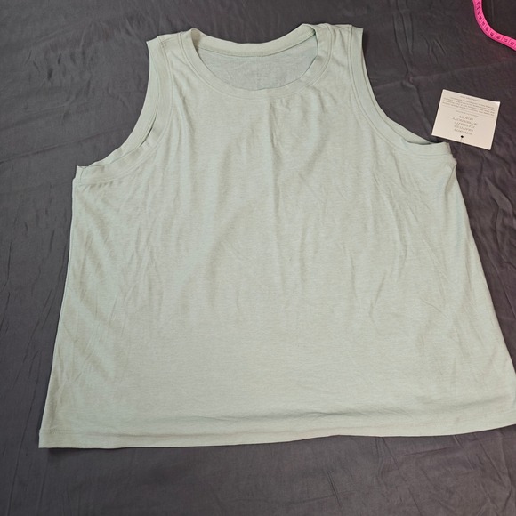 Beyond Yoga Tops - Beyond Yoga Featherweight Balanced Muscle Tank Sage Green Sleeveless Top Small